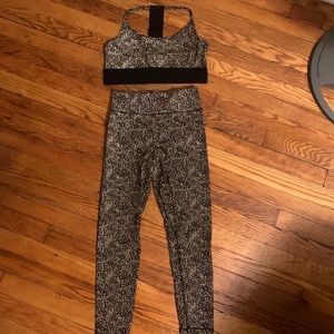Noli yoga reflective set